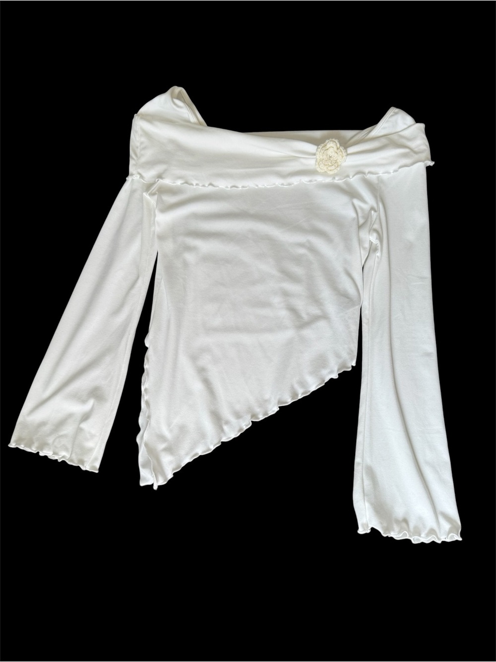 SHEIN White Off-Shoulder Asymmetric Long Sleeve Top with Floral Detail